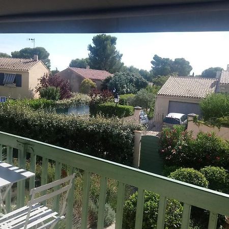Logement Dans Une Pinede A Lambesc Otel Dış mekan fotoğraf